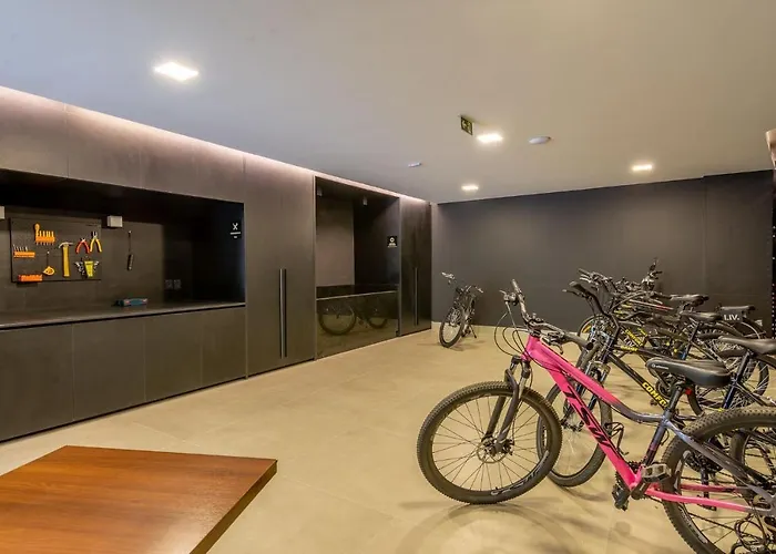 Liv - 1312 Apartment